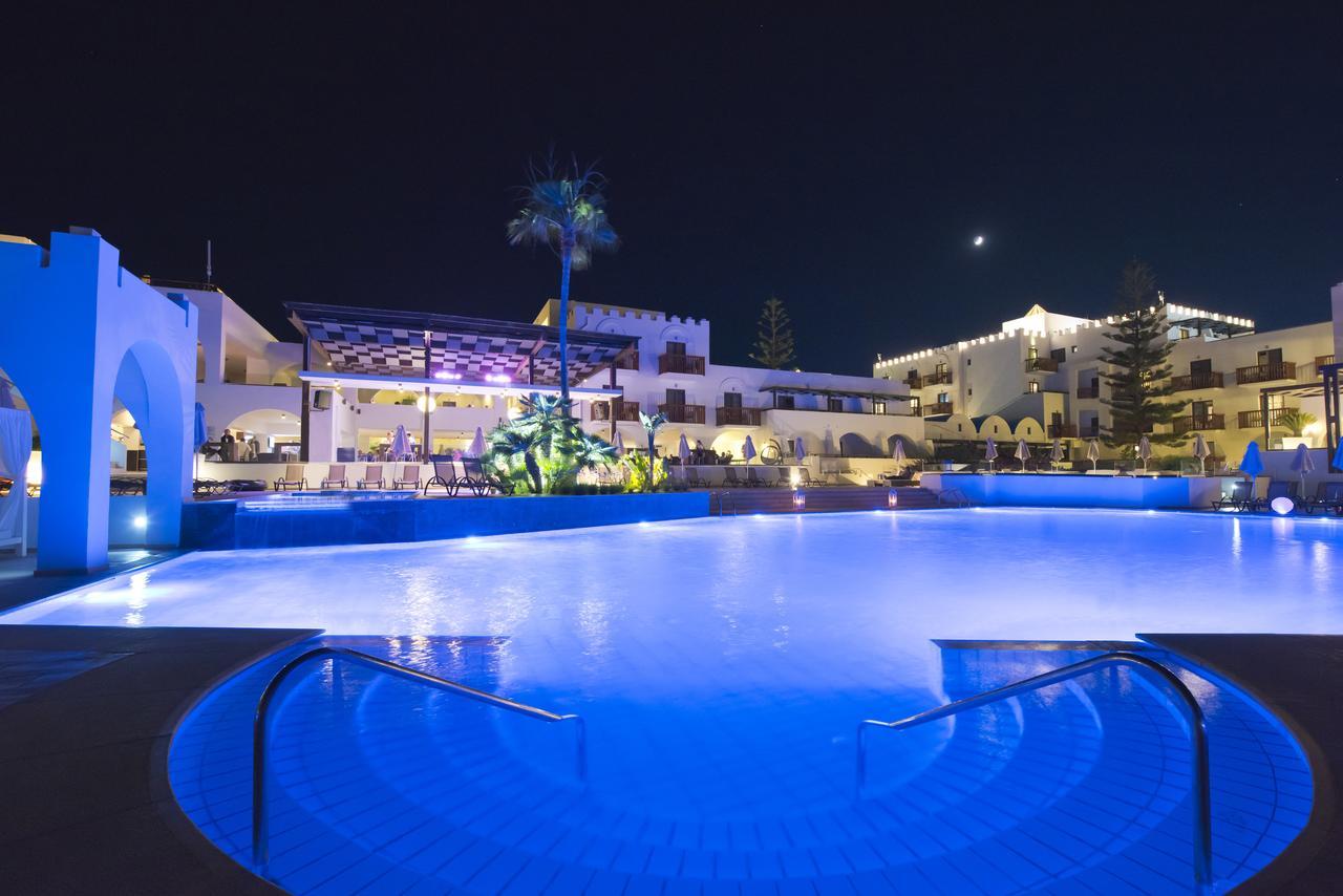 Oceanis Beach & Spa Resort 살리디 외부 사진